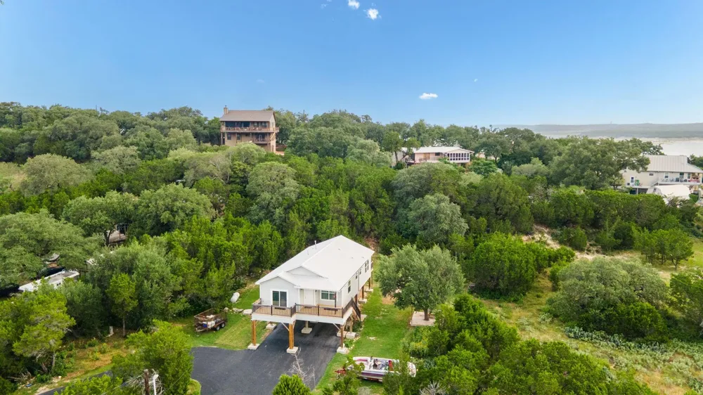 2325 Colleen Drive Canyon Lake, TX 78133