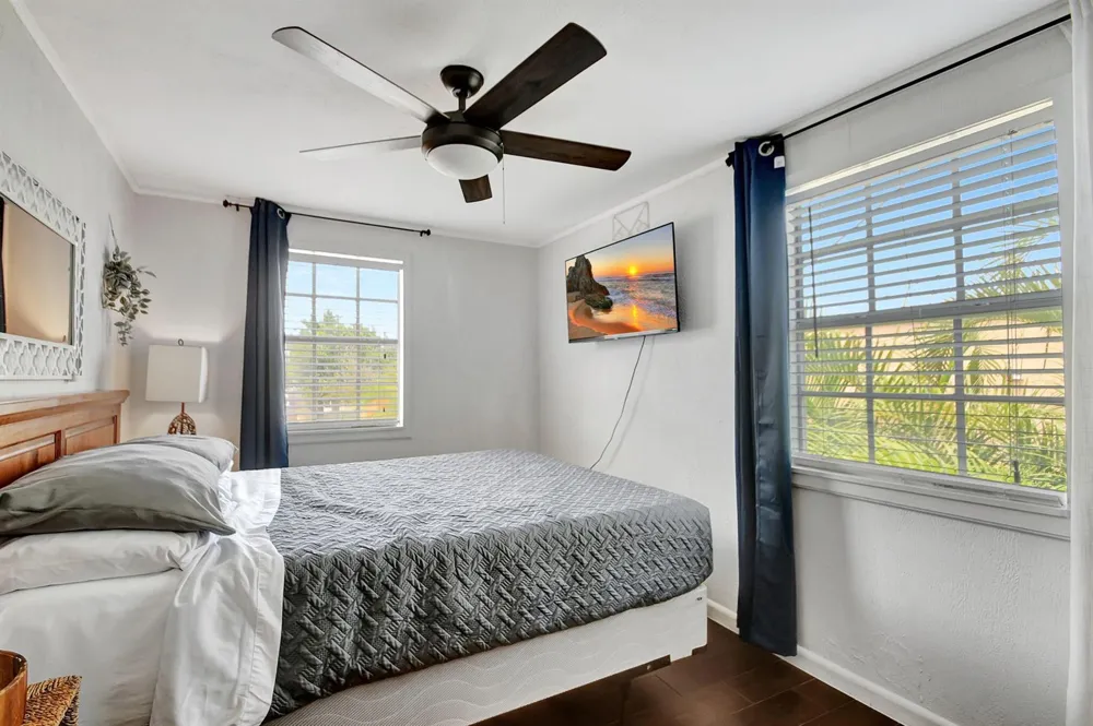 412 El Prado West Palm Beach, FL 33405