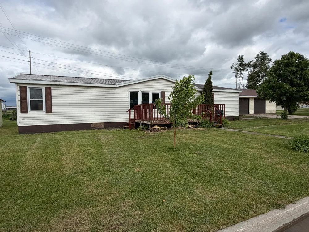 205 4th Avenue SW Roseau, MN 56751