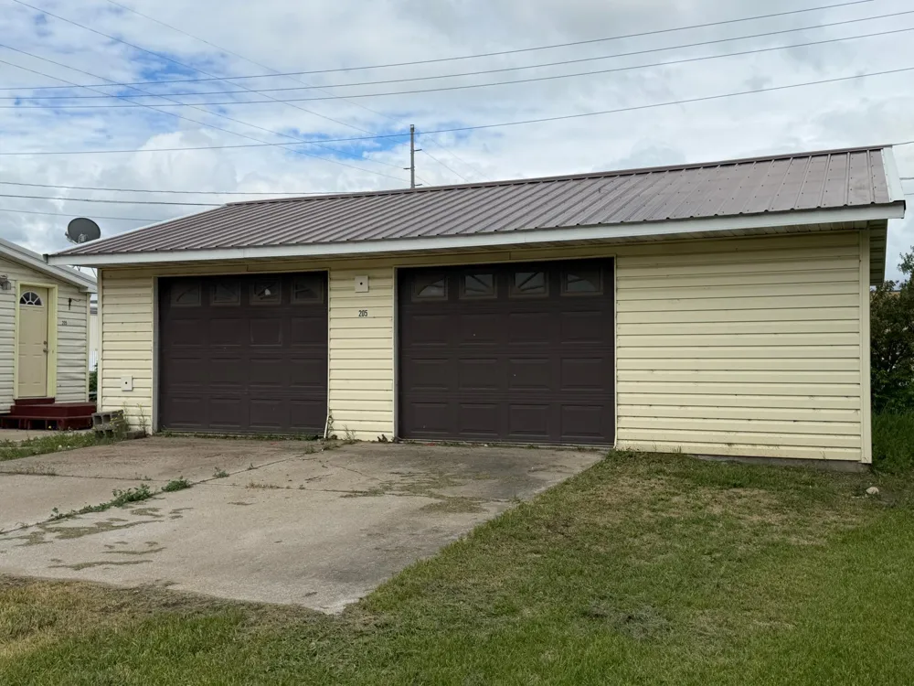 205 4th Avenue SW Roseau, MN 56751