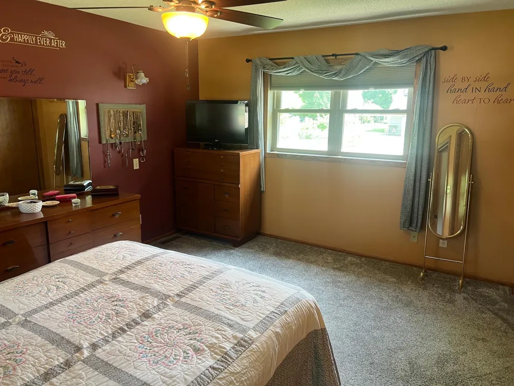 413 S Swift Avenue Litchfield, MN 55355
