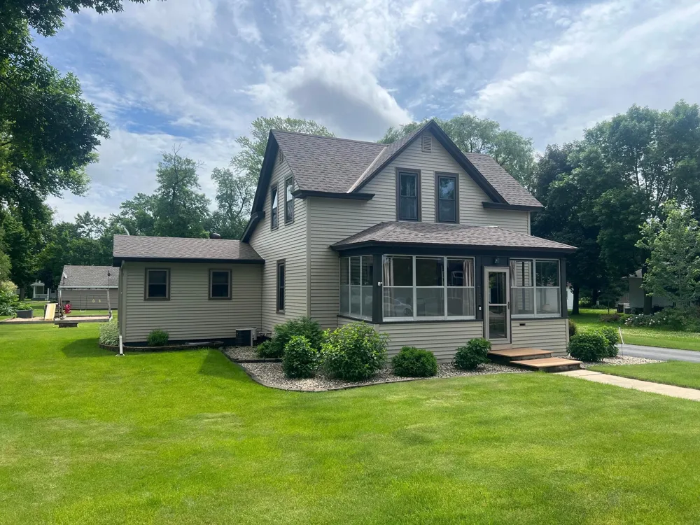 413 S Swift Avenue Litchfield, MN 55355