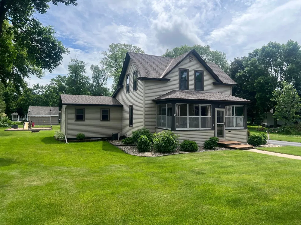 413 S Swift Avenue Litchfield, MN 55355