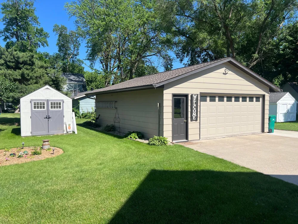 413 S Swift Avenue Litchfield, MN 55355