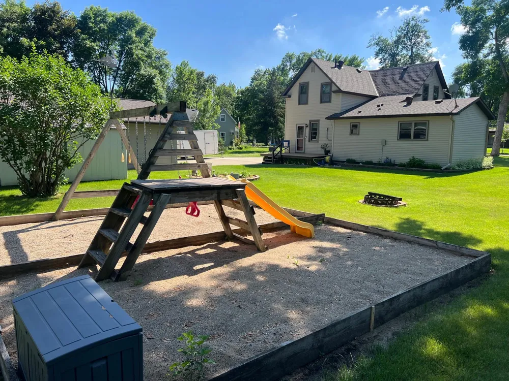 413 S Swift Avenue Litchfield, MN 55355