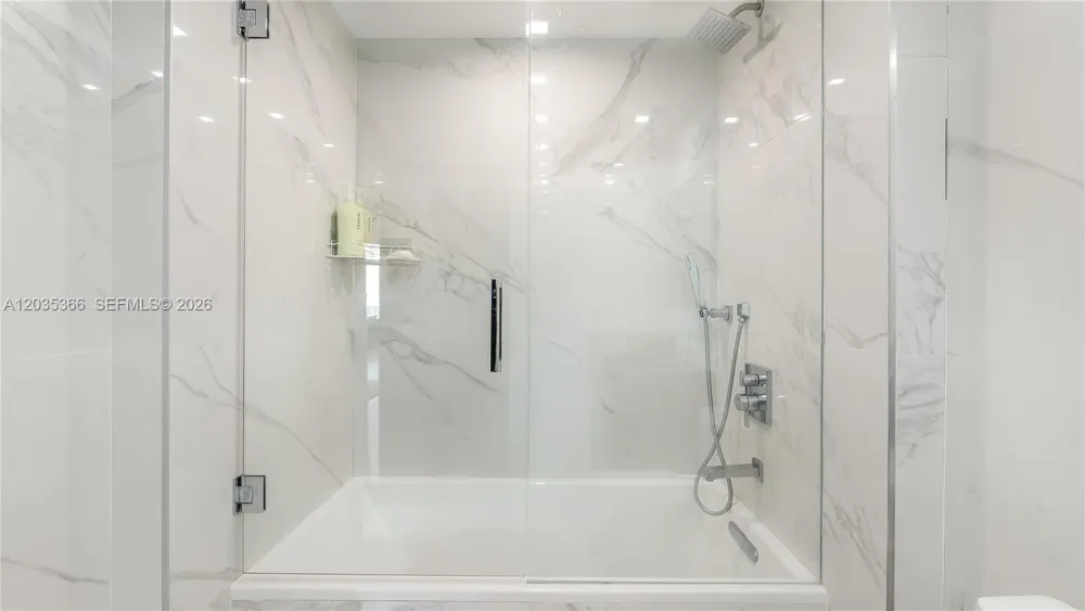 19955 NE 38th Ct #1205 Aventura, FL 33180