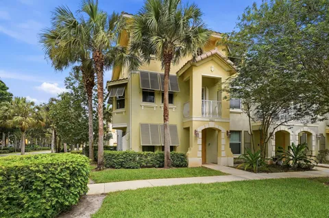 3902 White Peacock Lane