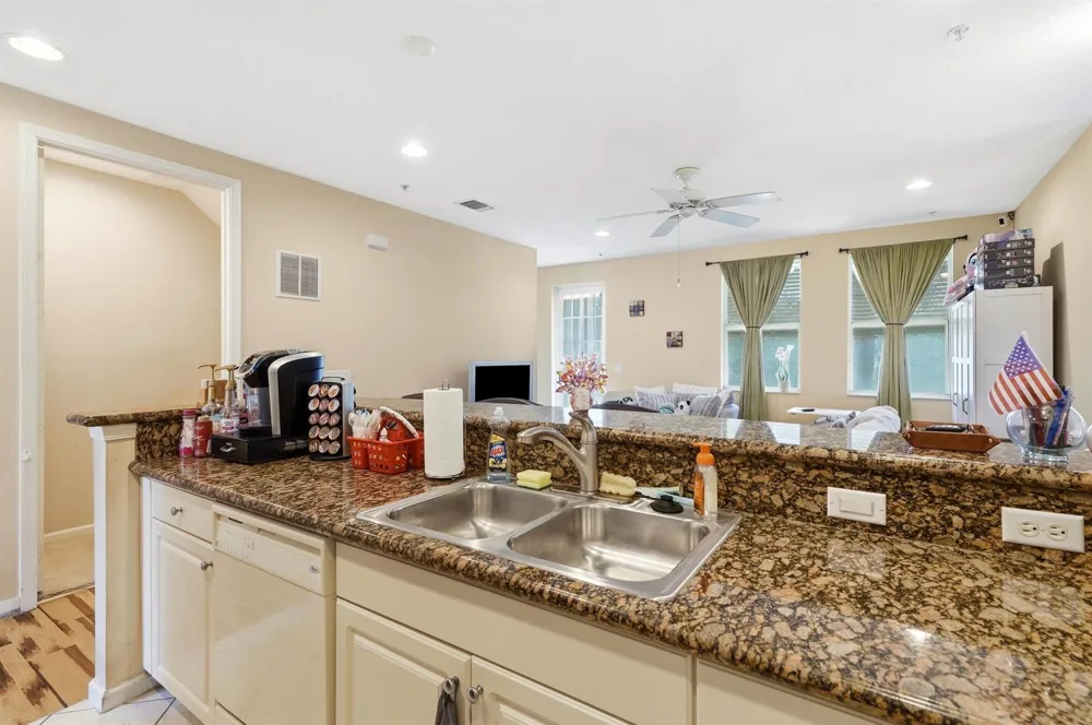 3902 White Peacock Lane Coconut Creek, FL 33073