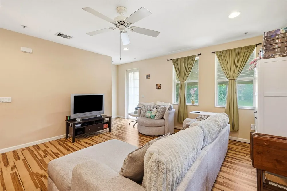 3902 White Peacock Lane Coconut Creek, FL 33073
