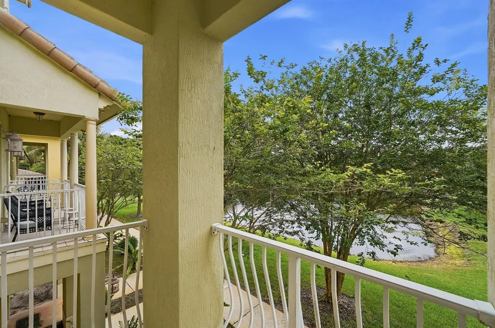 3902 White Peacock Lane Coconut Creek, FL 33073