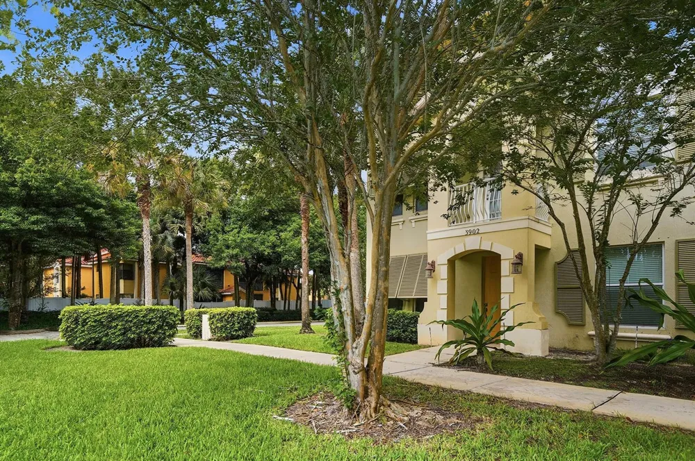 3902 White Peacock Lane Coconut Creek, FL 33073