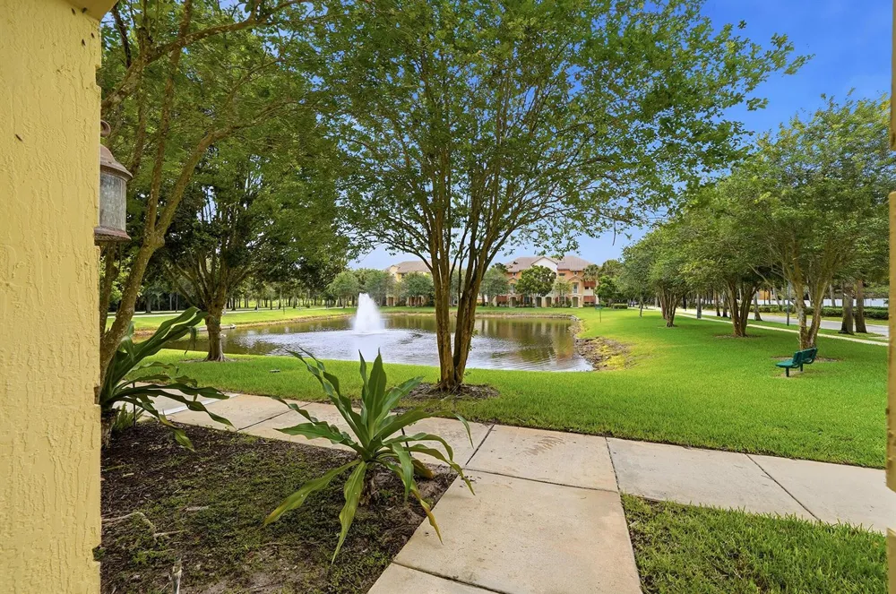 3902 White Peacock Lane Coconut Creek, FL 33073