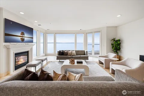 1338 Alki Avenue SW #500