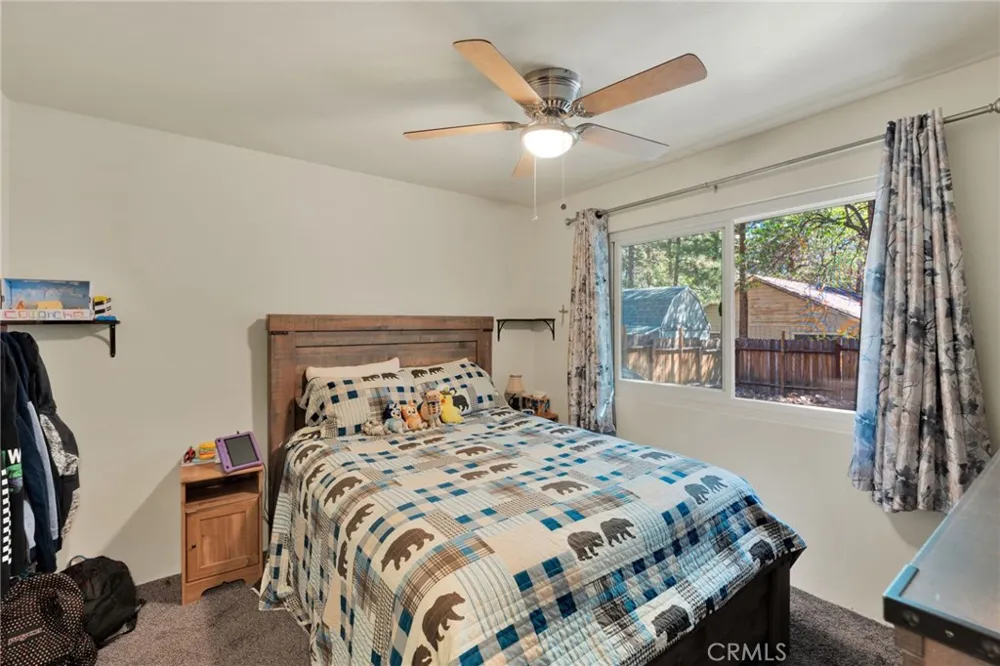 249 Cedar Lane Sugarloaf, CA 92314