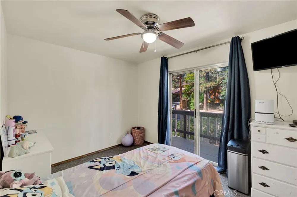 249 Cedar Lane Sugarloaf, CA 92314