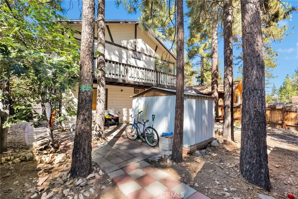 249 Cedar Lane Sugarloaf, CA 92314