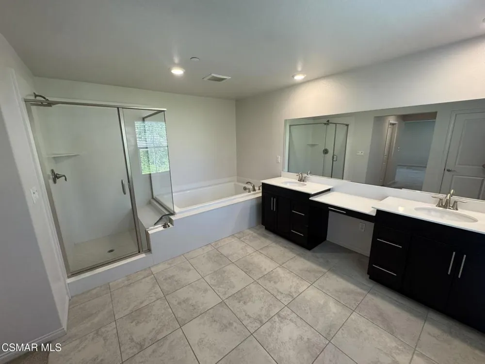 446 Almond Lane Simi Valley, CA 93065