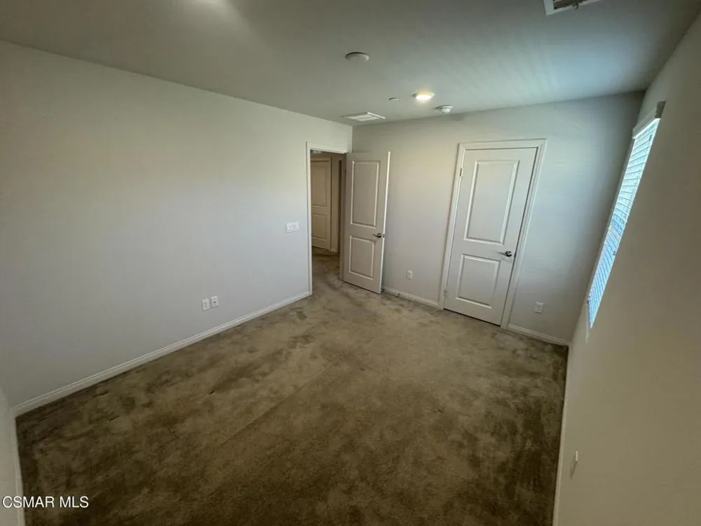 446 Almond Lane Simi Valley, CA 93065