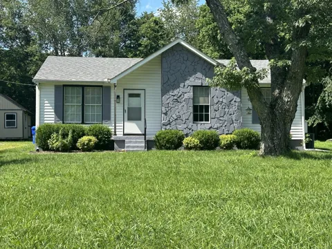 302 Donal Terrace