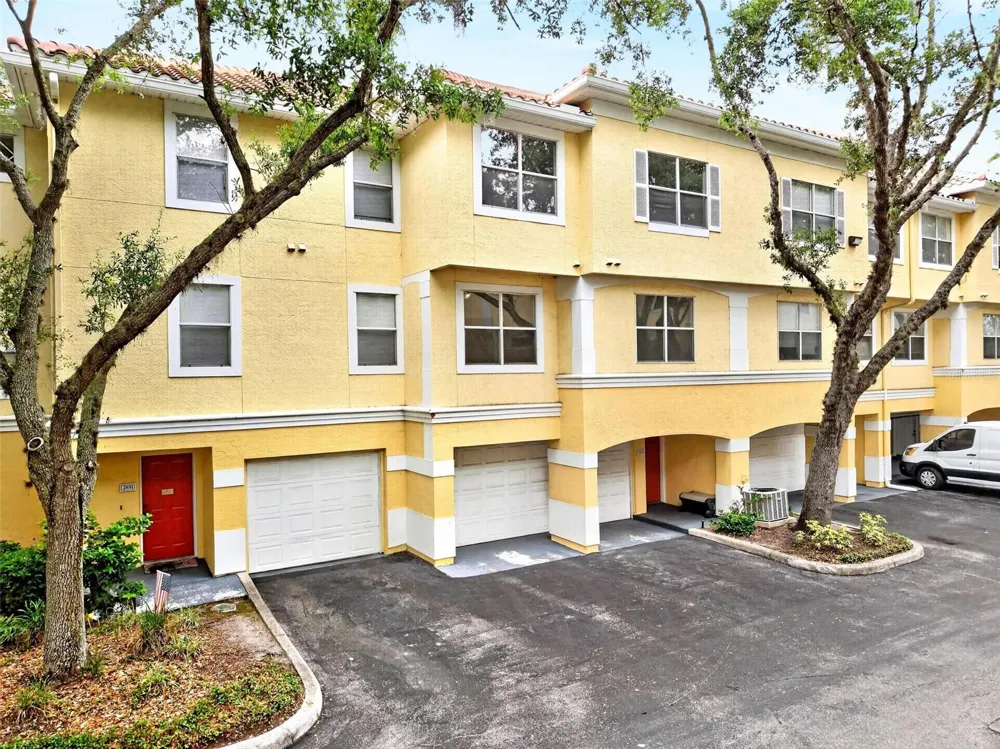 2847 SHADOW VIEW CIRCLE #2847 Maitland, FL 32751