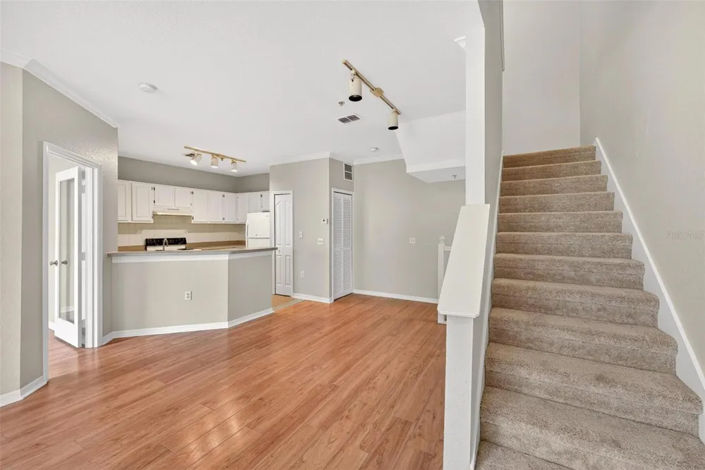 2847 SHADOW VIEW CIRCLE #2847 Maitland, FL 32751