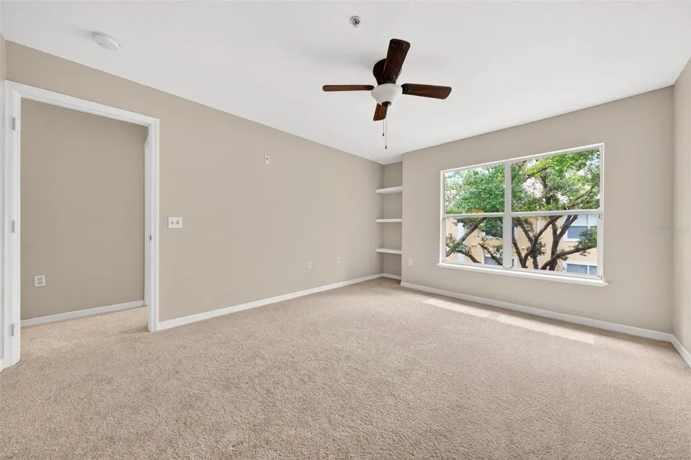 2847 SHADOW VIEW CIRCLE #2847 Maitland, FL 32751