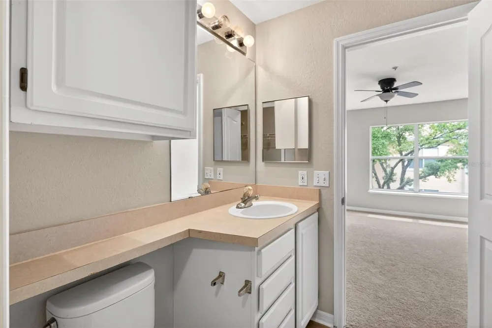 2847 SHADOW VIEW CIRCLE #2847 Maitland, FL 32751