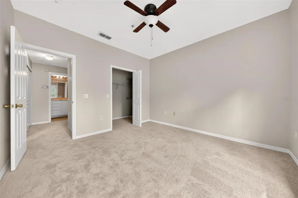 2847 SHADOW VIEW CIRCLE #2847 Maitland, FL 32751