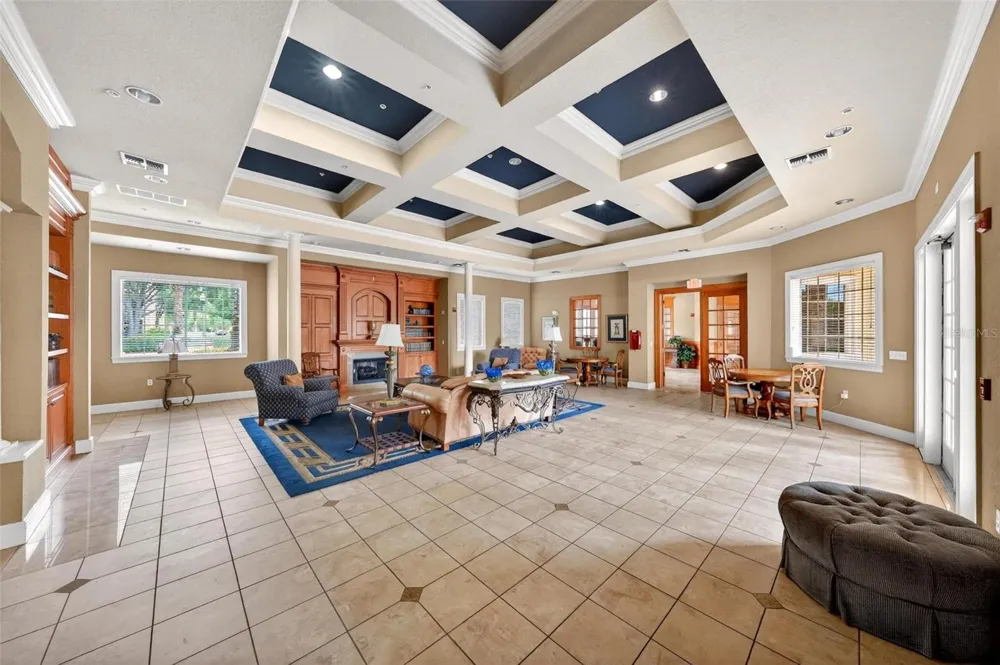 2847 SHADOW VIEW CIRCLE #2847 Maitland, FL 32751