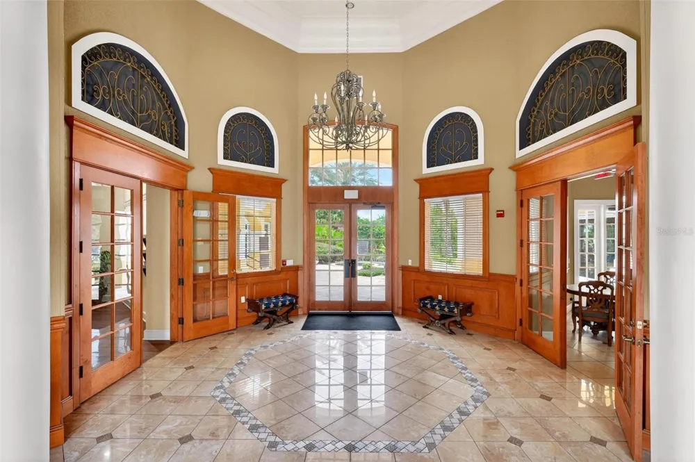 2847 SHADOW VIEW CIRCLE #2847 Maitland, FL 32751