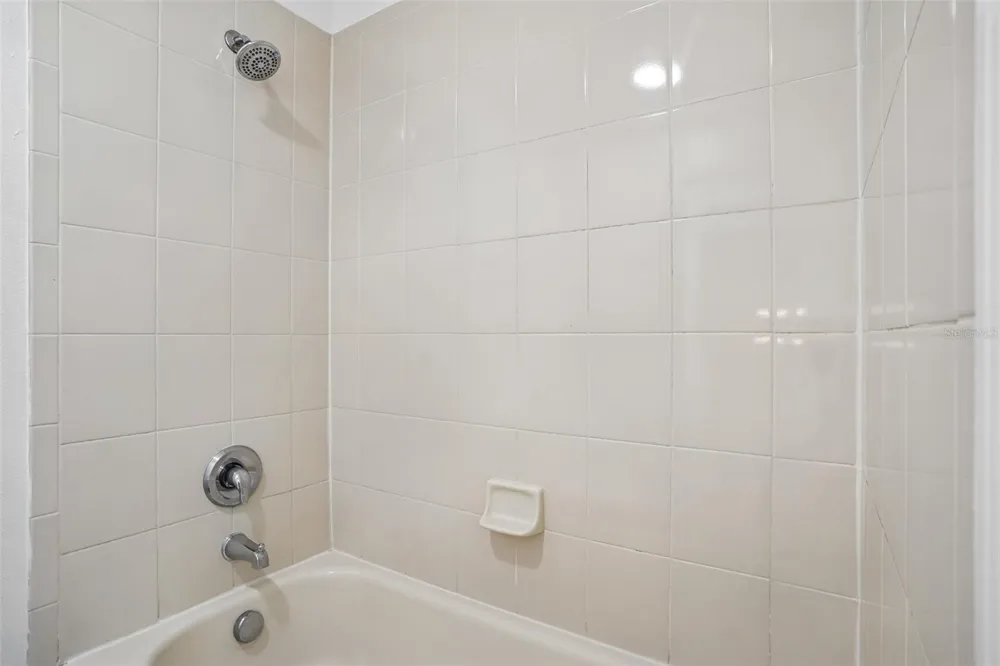2331 CARNATION HILL COURT Orlando, FL 32820