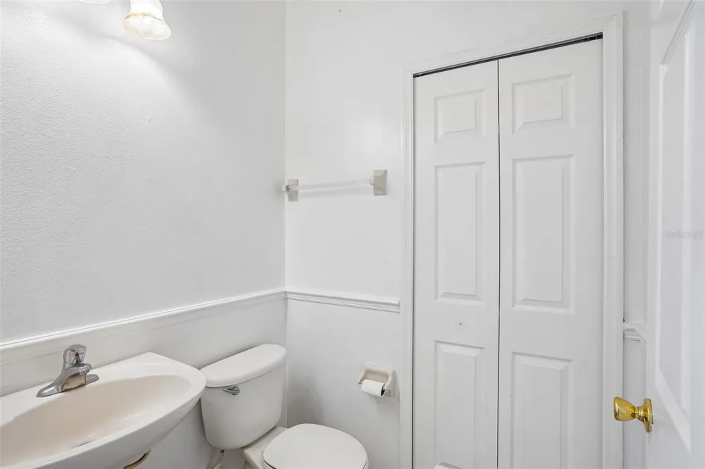 2331 CARNATION HILL COURT Orlando, FL 32820