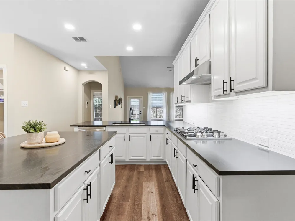 4128 Amhurst Drive Highland Village, TX 75077