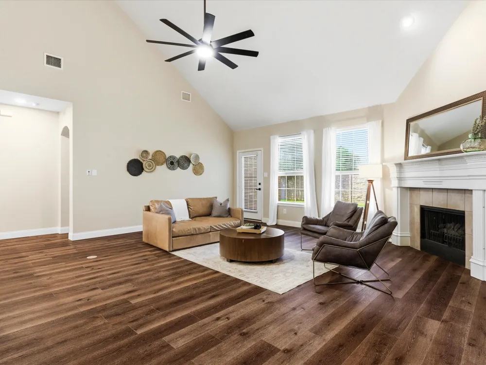 4128 Amhurst Drive Highland Village, TX 75077