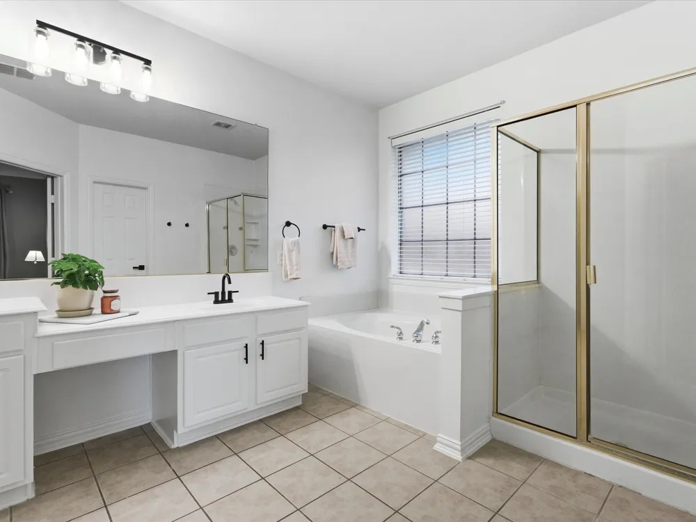 4128 Amhurst Drive Highland Village, TX 75077