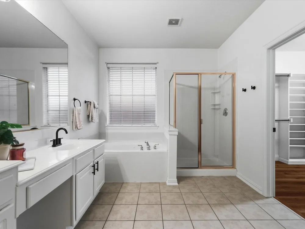 4128 Amhurst Drive Highland Village, TX 75077