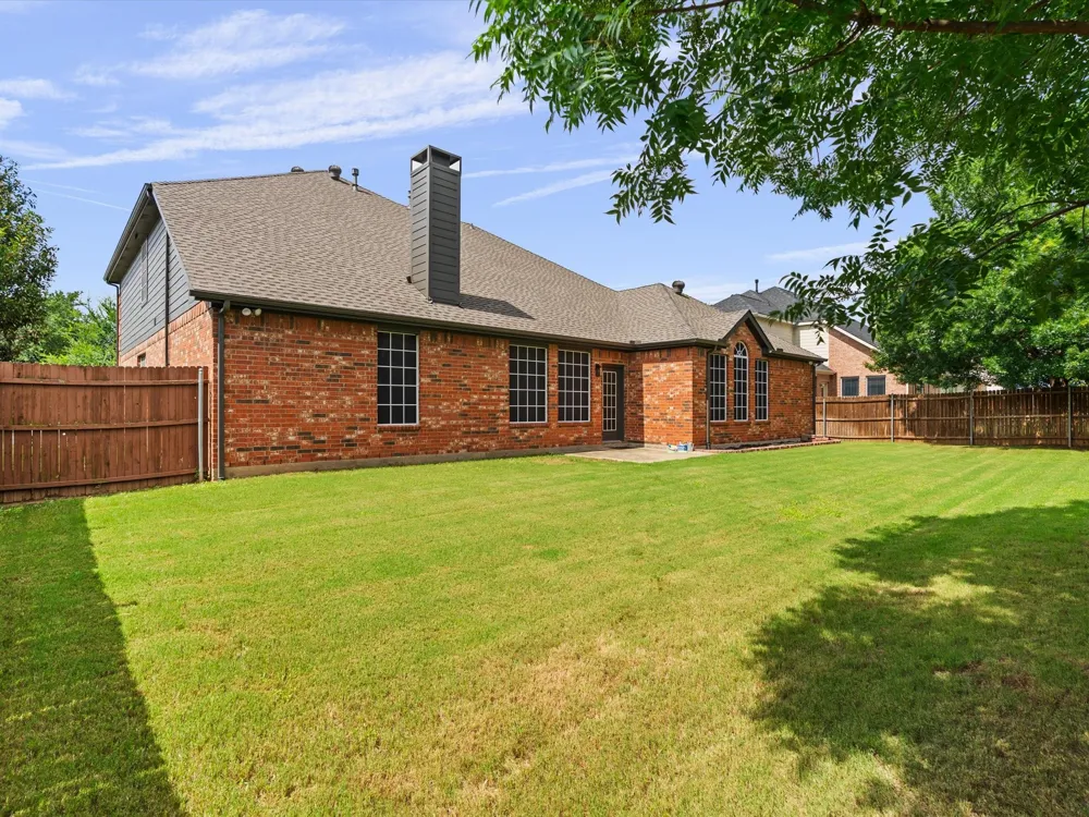 4128 Amhurst Drive Highland Village, TX 75077