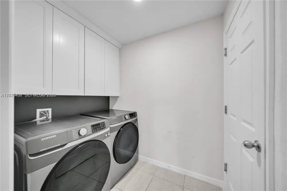 1105 NW 24th Pl Cape Coral, FL 33993