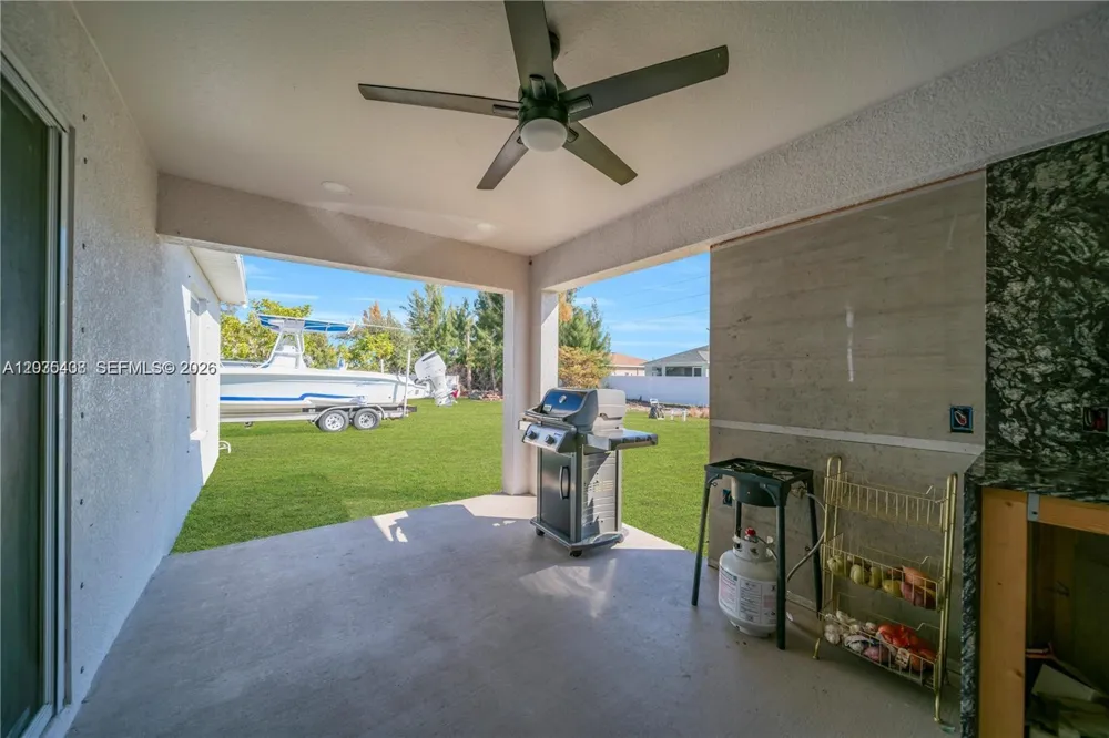 1105 NW 24th Pl Cape Coral, FL 33993