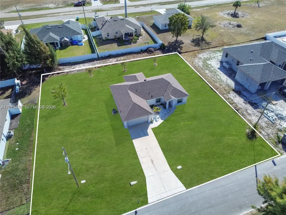 1105 NW 24th Pl Cape Coral, FL 33993