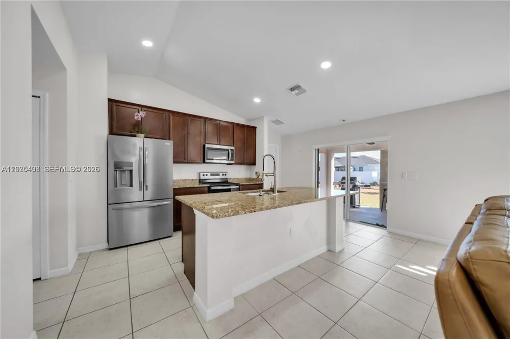 1105 NW 24th Pl Cape Coral, FL 33993