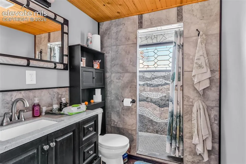 89 E Cactus Drive Canon City, CO 81212