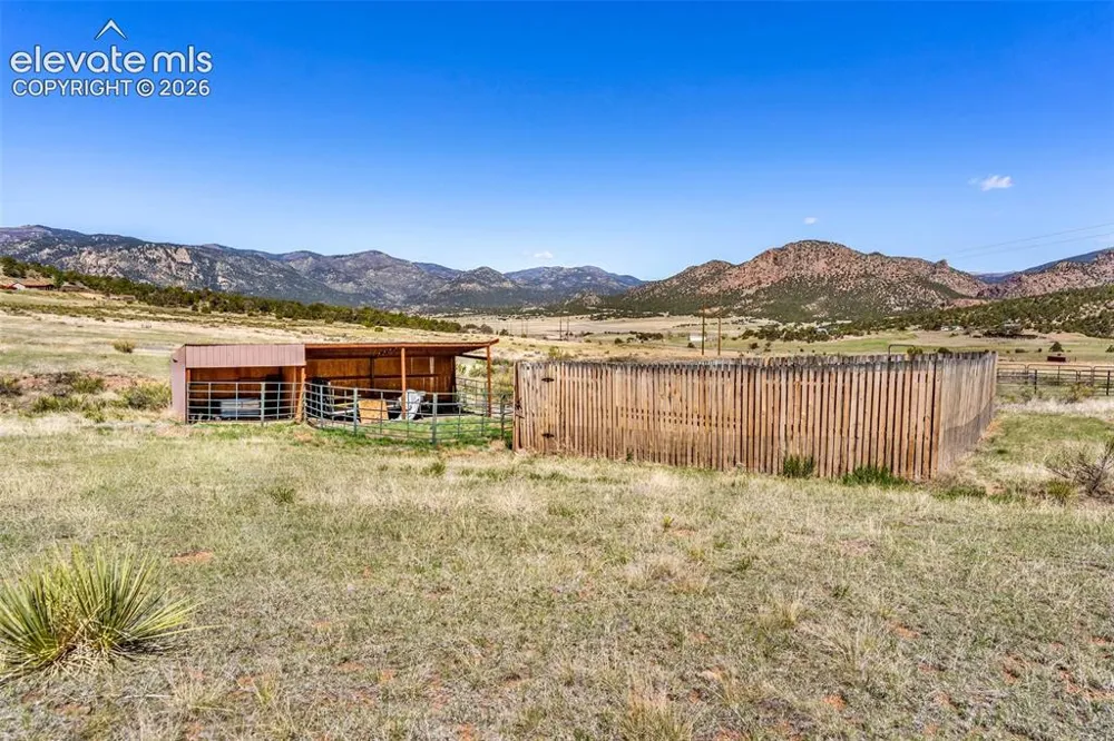 89 E Cactus Drive Canon City, CO 81212