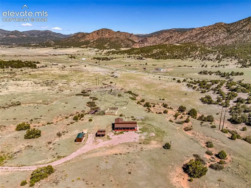 89 E Cactus Drive Canon City, CO 81212