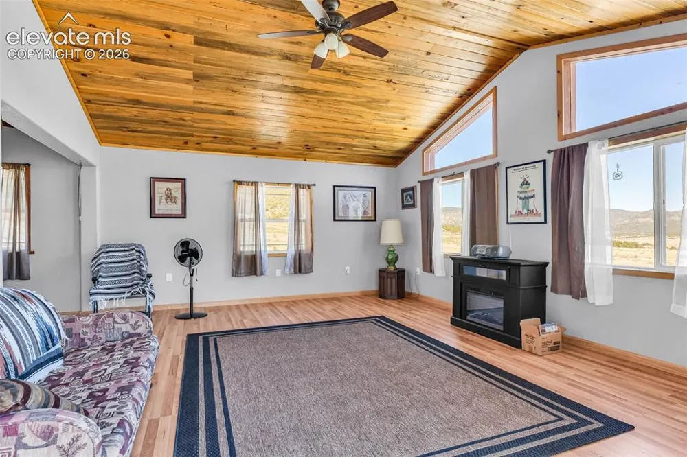 89 E Cactus Drive Canon City, CO 81212