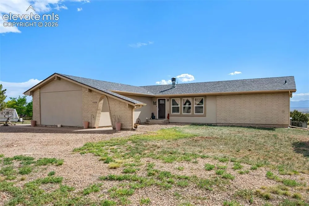 1259 S Winterhaven Drive Pueblo West, CO 81007