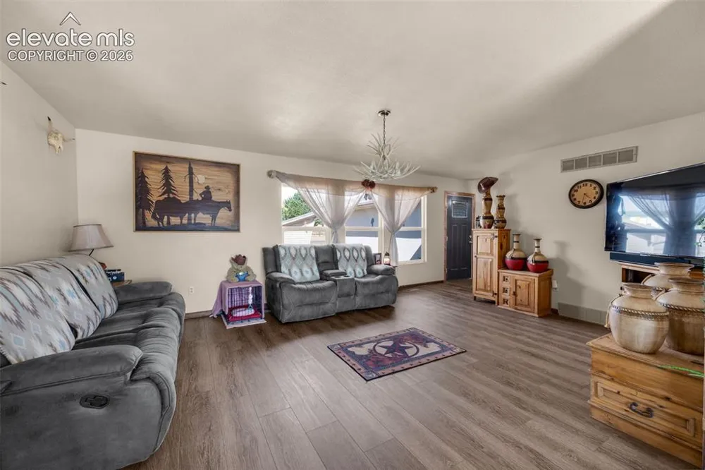 1259 S Winterhaven Drive Pueblo West, CO 81007