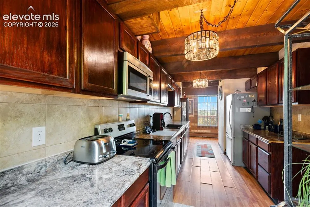 410 Thompson Place Palmer Lake, CO 80133