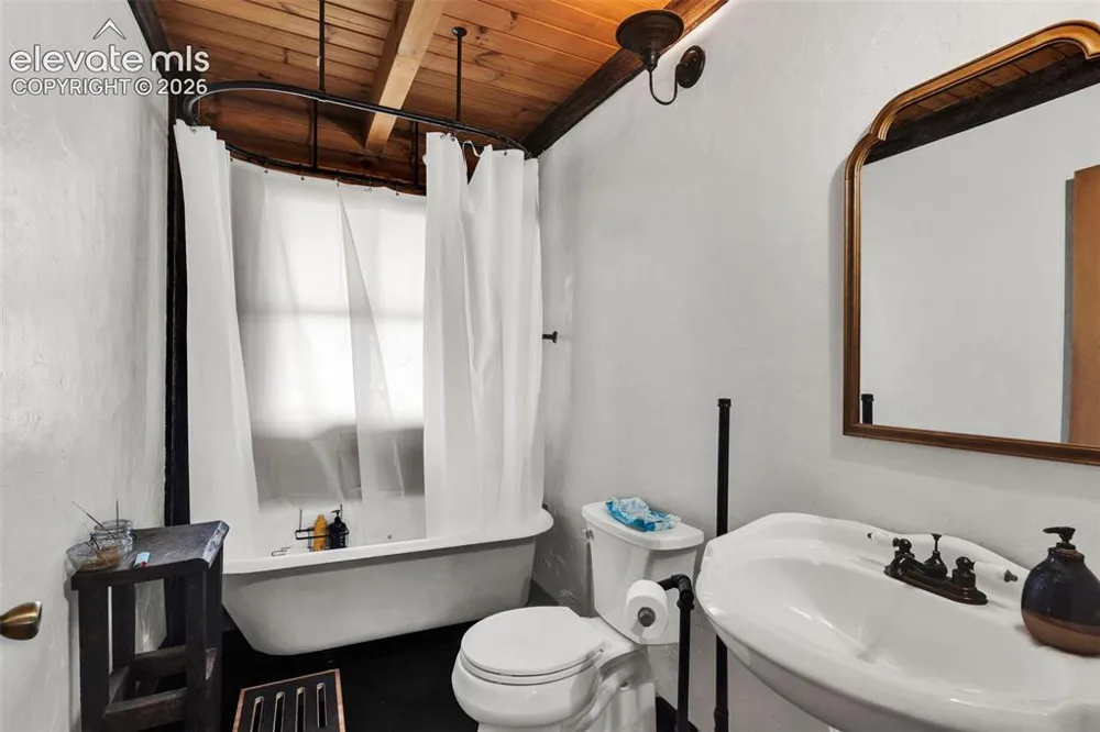 233 Prairie Road Westcliffe, CO 81522