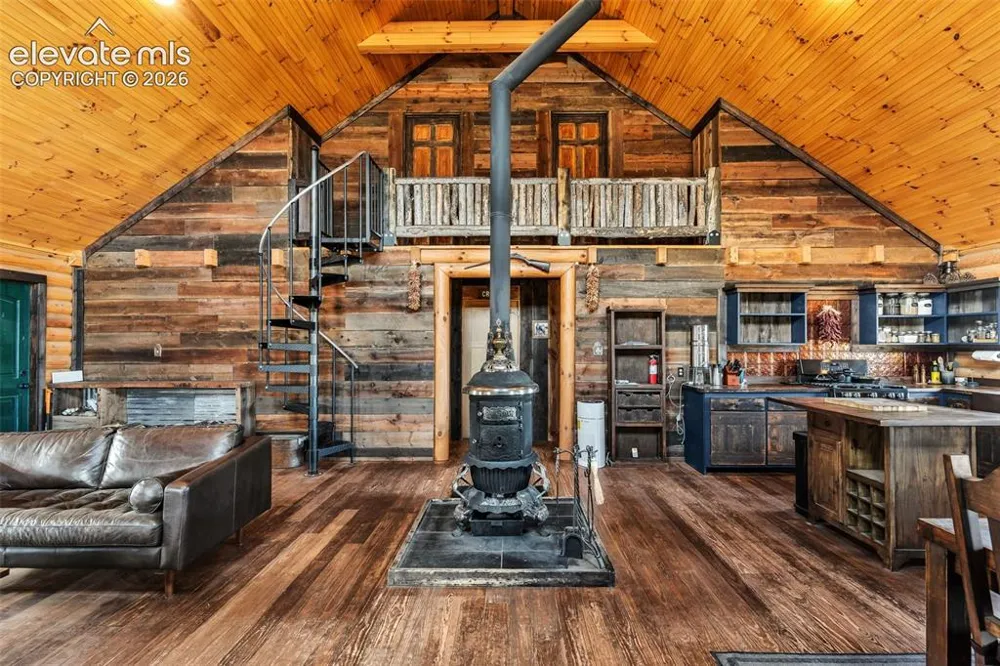233 Prairie Road Westcliffe, CO 81522